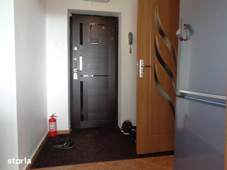 Apartament cu 2 camere decomandat în Romanilor
