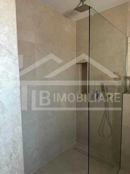 Apartament cu 3 camere decomandat în Unirii