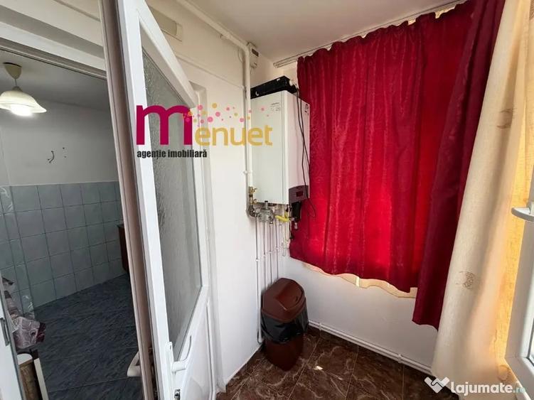 Apartament cu 3 camere decomandat în E3