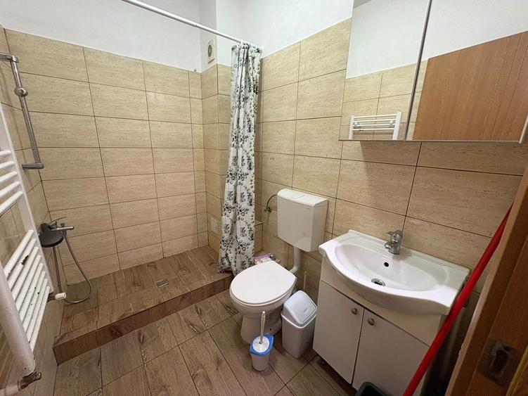 AP. 2 CAMERE - APARATORI, MOBILAT, PARCARE INCLUSA, METROU, COMIS 0% - 9