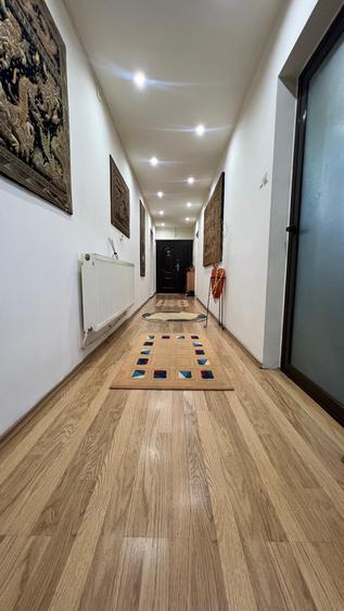 Casă individuală cu 6 camere cu Canalizare în Exterior Vest