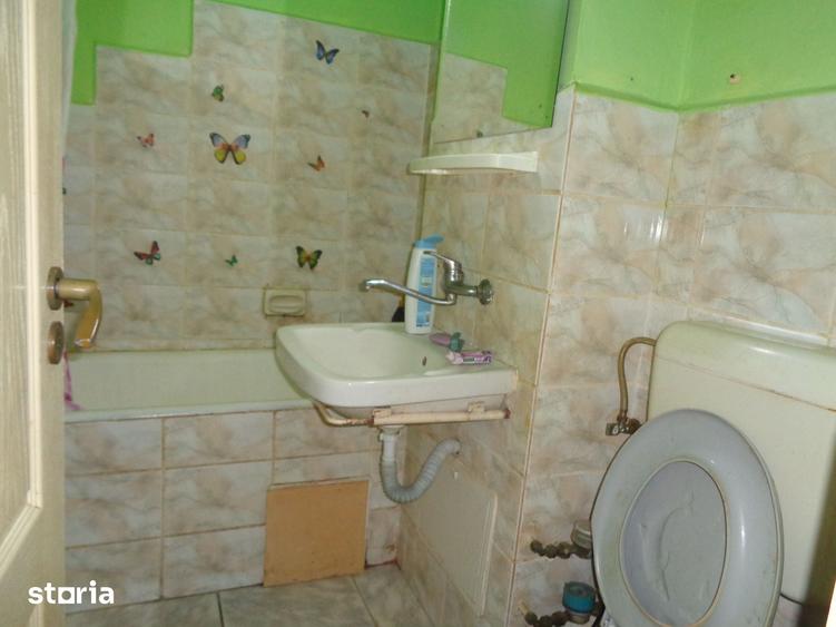 Garsonieră decomandată în Șega