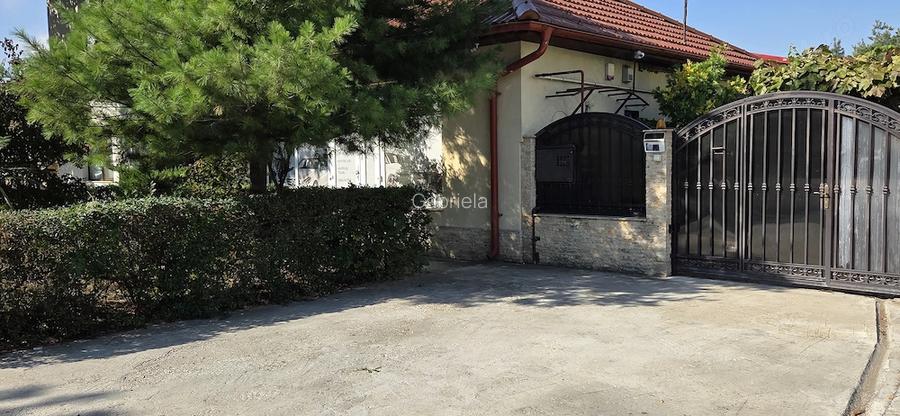 Casă cu Canalizare în Fratelia