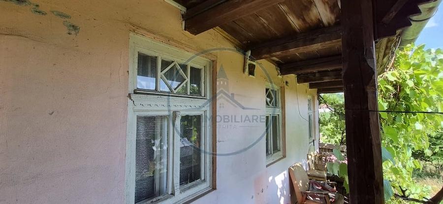 Casă cu 3 camere cu Teren 1116 Mp în Lunca