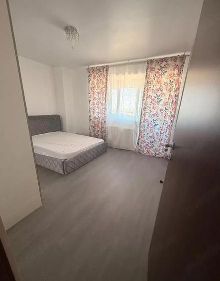 Apartament cu 2 camere decomandat, mobilat în Kamsas