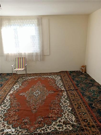 Casă cu 3 camere cu Teren 856 Mp în Central