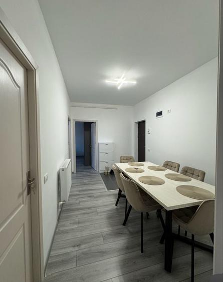 Apartament cu 2 camere decomandat în Exterior Vest