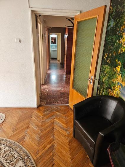 Apartament cu 3 camere decomandat în Gara