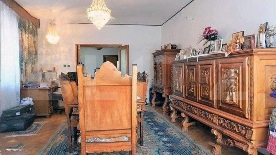 Apartament cu 5 camere decomandat, mobilat în Centrul Istoric