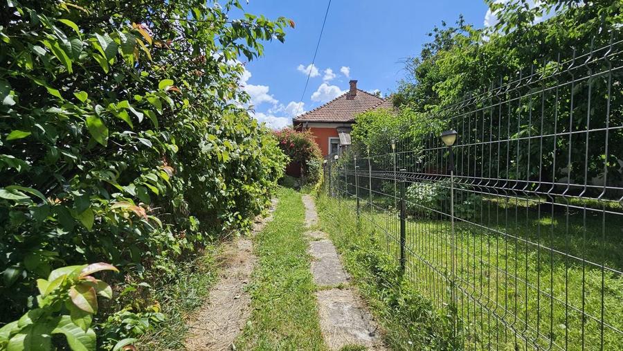 Teren Construcții intravilan de 547 mp, în Central