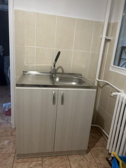 Apartament cu 2 camere decomandat în Eroii Revoluției