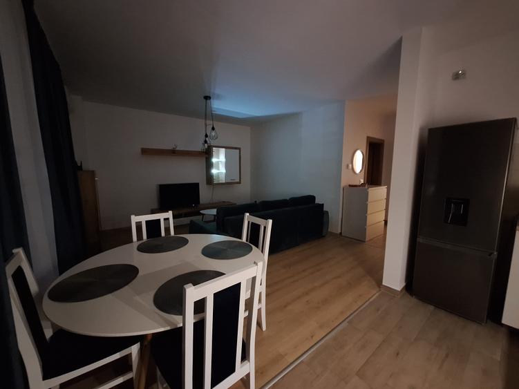 Apartament cu 2 camere decomandat în Aradului