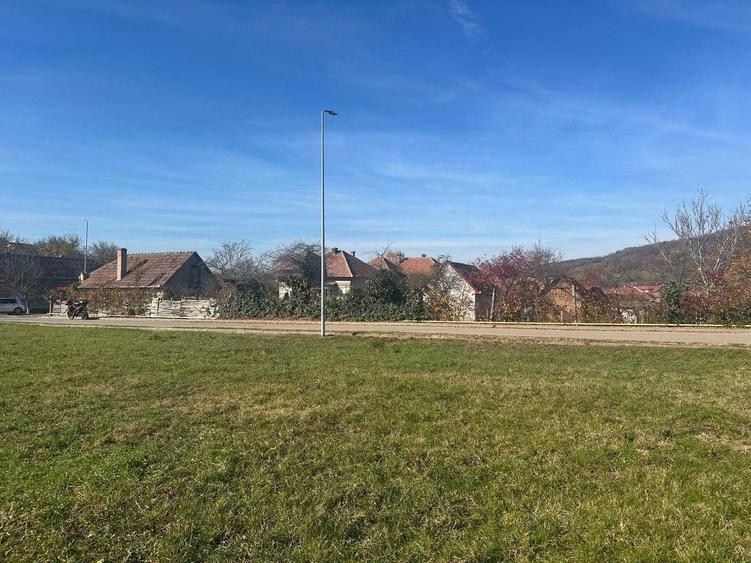Teren de 763 mp, în Hăpria
