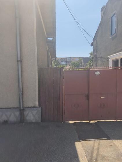 Casă cu 4 camere în Exterior Vest