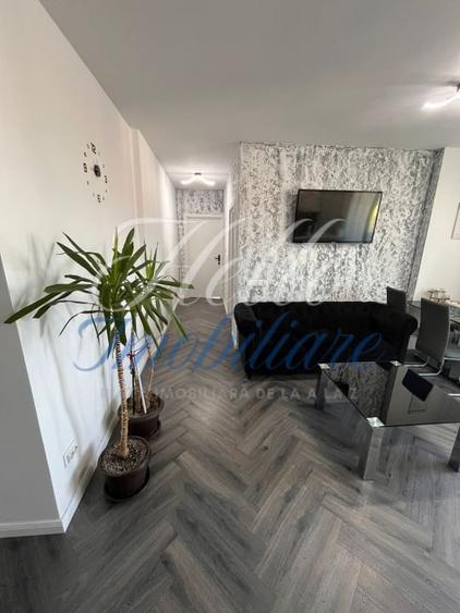 Apartament cu 3 camere semidecomandat în Apahida