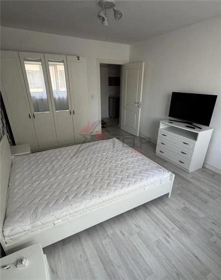 Garsonieră decomandată în Bucium