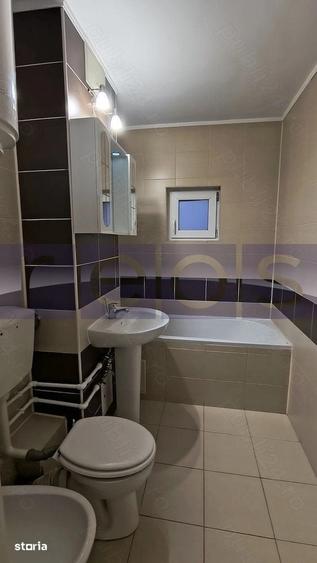 Apartament cu 4 camere decomandat în Aviatorilor