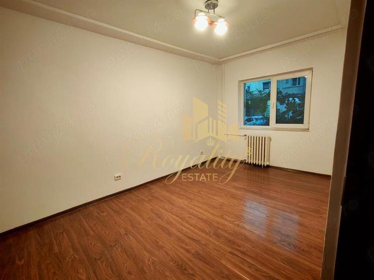 Apartament cu 2 camere semidecomandat, mobilat în Soarelui