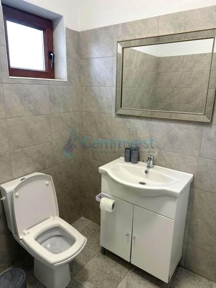 Casă individuală cu 4 camere cu Canalizare în Cihei
