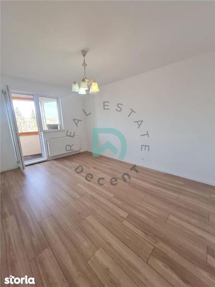 Apartament cu 2 camere decomandat în Florilor