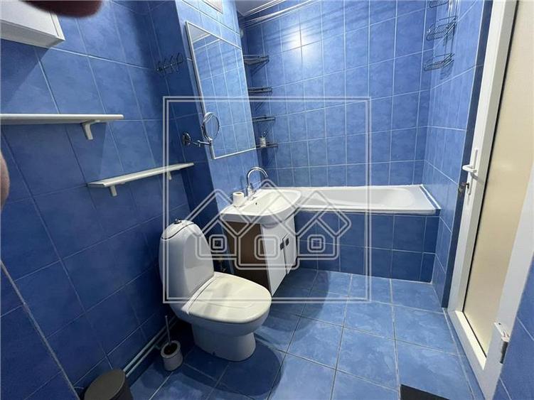 Apartament cu 2 camere decomandat în Ștrand