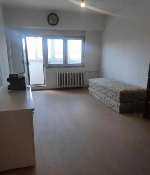 Apartament cu 3 camere decomandat, mobilat în Obor