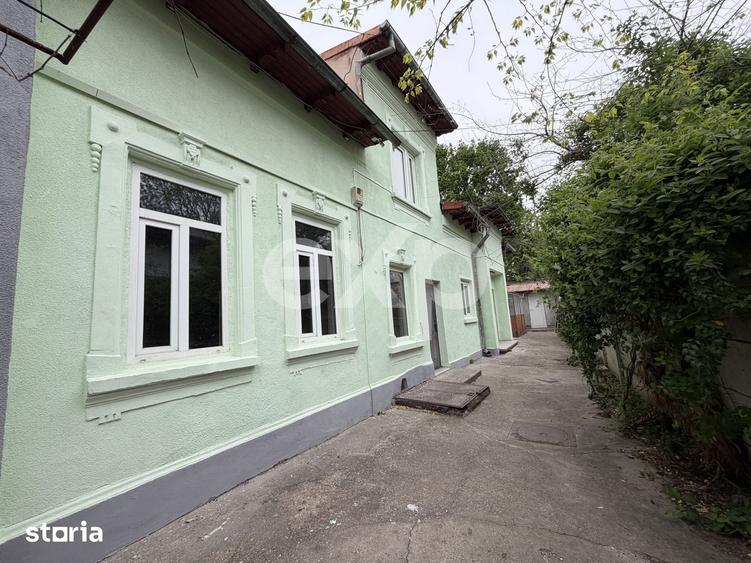 Casă cu 6 camere cu Teren 306 Mp în Grozăvești