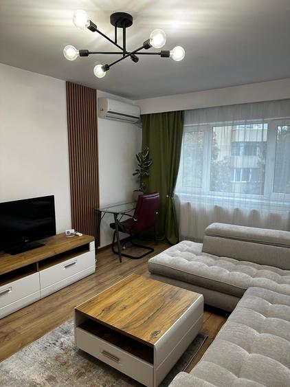 Apartament cu 2 camere decomandat în Zorilor