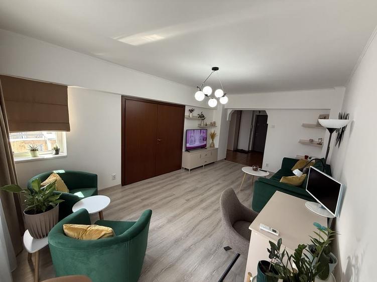 Apartament cu 2 camere decomandat în Unirii