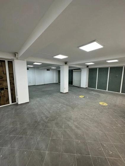 Spațiu comercial, de 160 mp, în Central