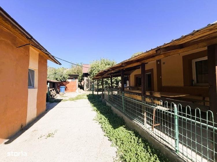 Gospodarie In Teslui | Teren 2700 mp | Casa+anexe - 6