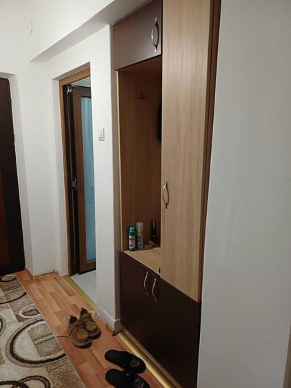 Apartament cu 2 camere decomandat în Exterior Vest