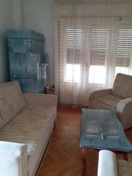 Apartament cu 5 camere decomandat în Ultracentral
