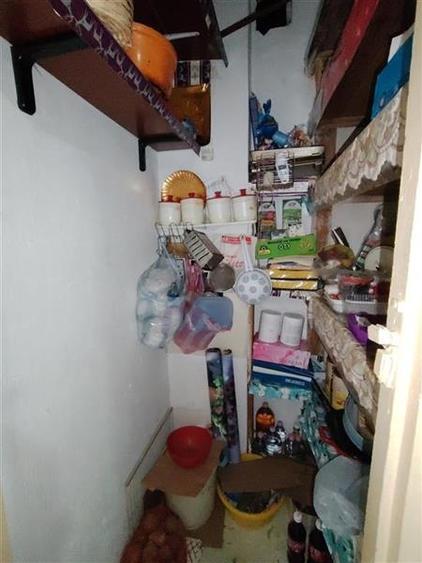 Apartament cu 4 camere decomandat, mobilat în Vest