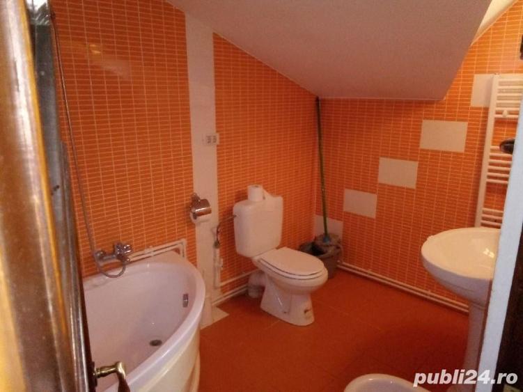 Casă cu 7 camere cu Teren 750 Mp în Greșu