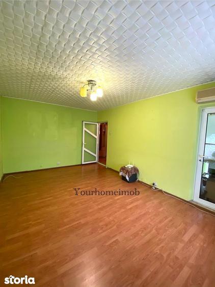 Apartament cu 2 camere decomandat în Rovine