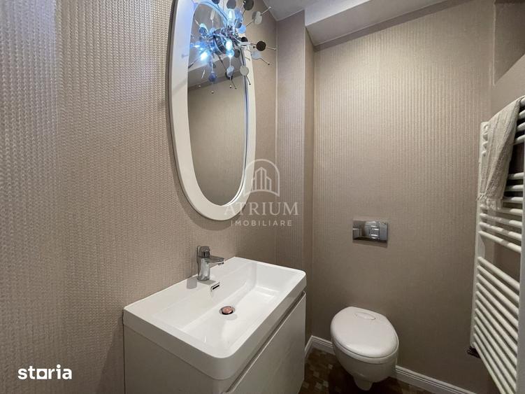 Casă cu 7 camere cu Teren 240 Mp în Feleacu