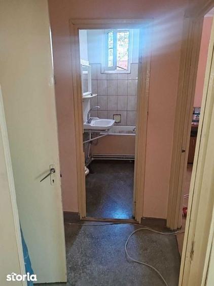 Apartament cu 3 camere în Nicolae Titulescu