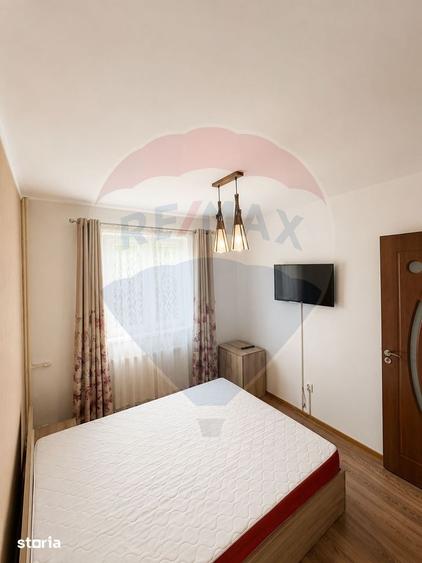 Apartament cu 3 camere, mobilat în Central