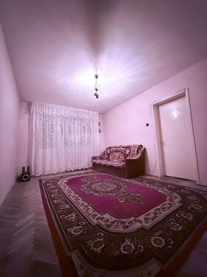 Apartament cu 2 camere decomandat în Unirii