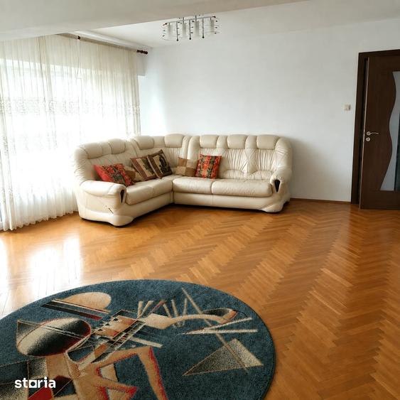 Apartament cu 4 camere în Frumoasa