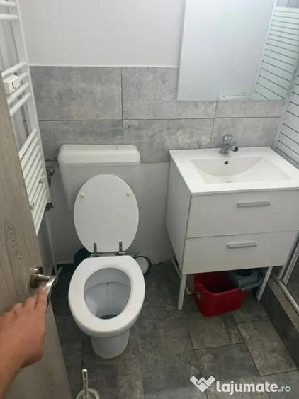 Garsonieră decomandată în Piorești