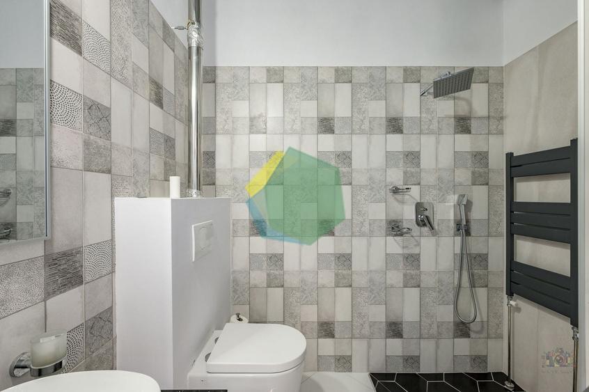 Penthouse cu 4 camere semidecomandat, mobilat în Vest