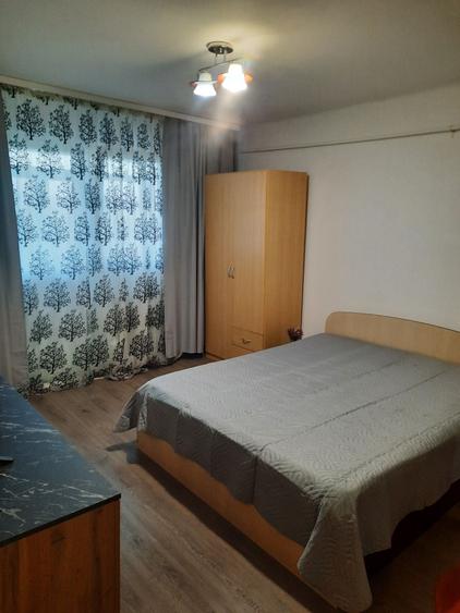 Garsonieră decomandată în Popoveni