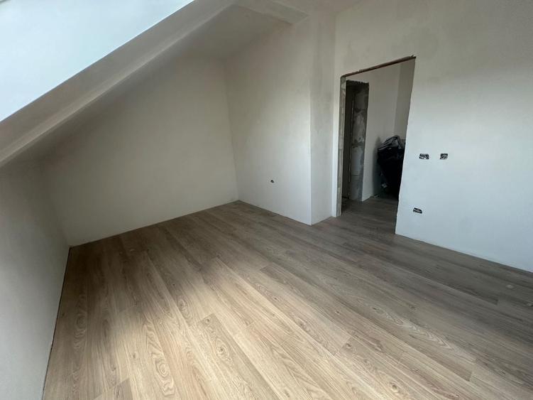 Apartament cu 2 camere decomandat în Freidorf