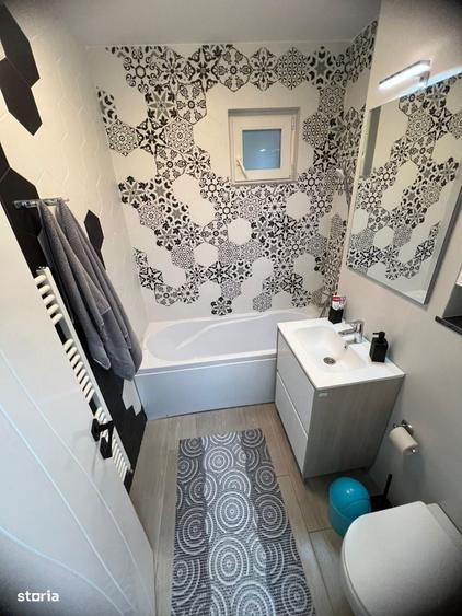 Apartament cu 3 camere decomandat în Alexandru cel Bun