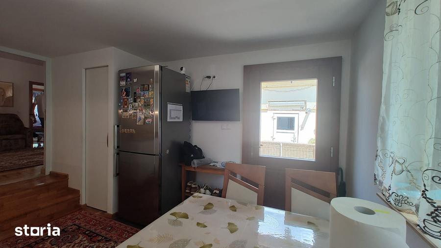 Casă cu 3 camere cu Teren 1080 Mp în Central