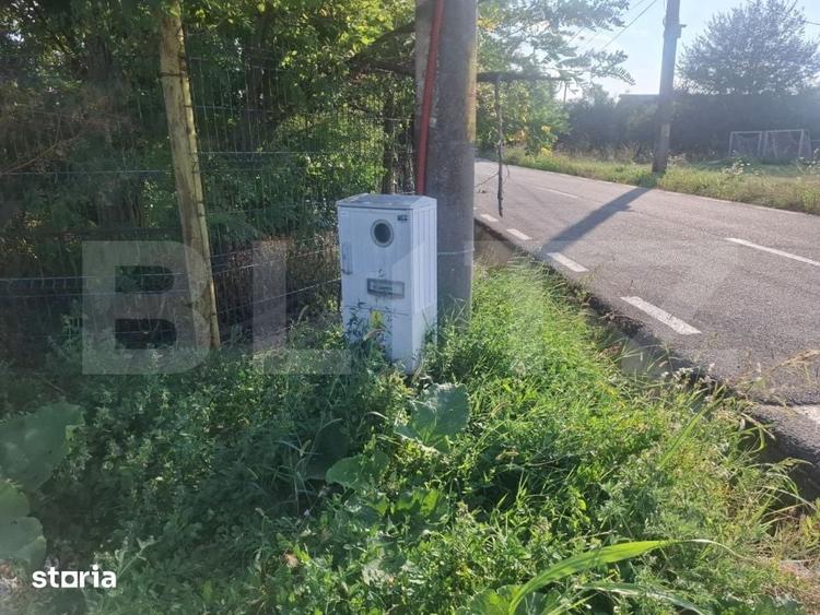 Teren de 2500 mp, în Ulmi