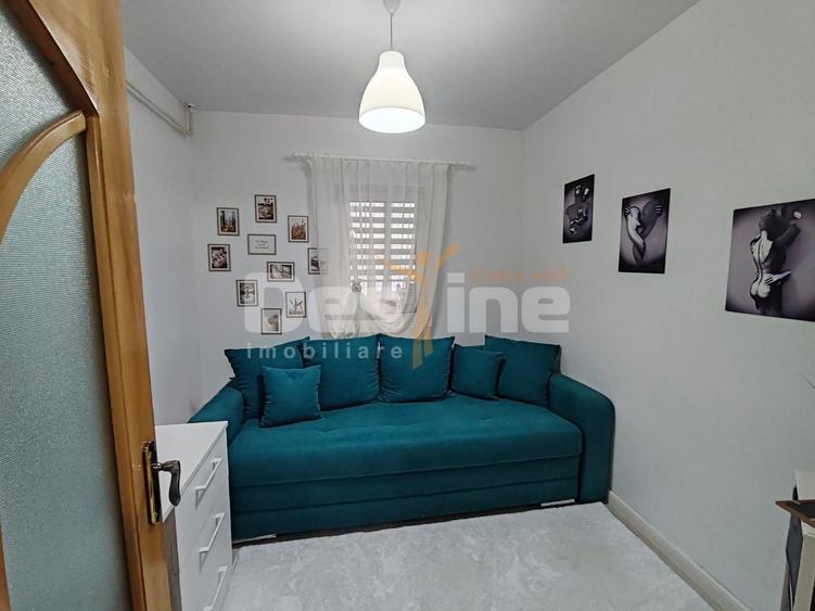 Apartament cu 3 camere decomandat în Gară