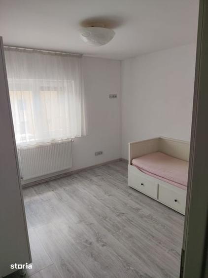 Vand ap 2 camere Pb etajul 1 - 5